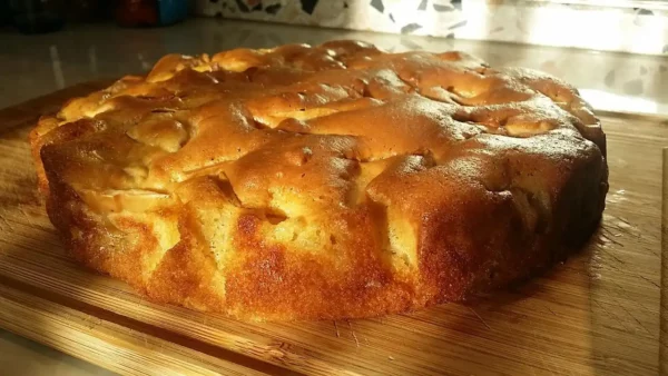 Kolač sa jabukama na tradicionalan način