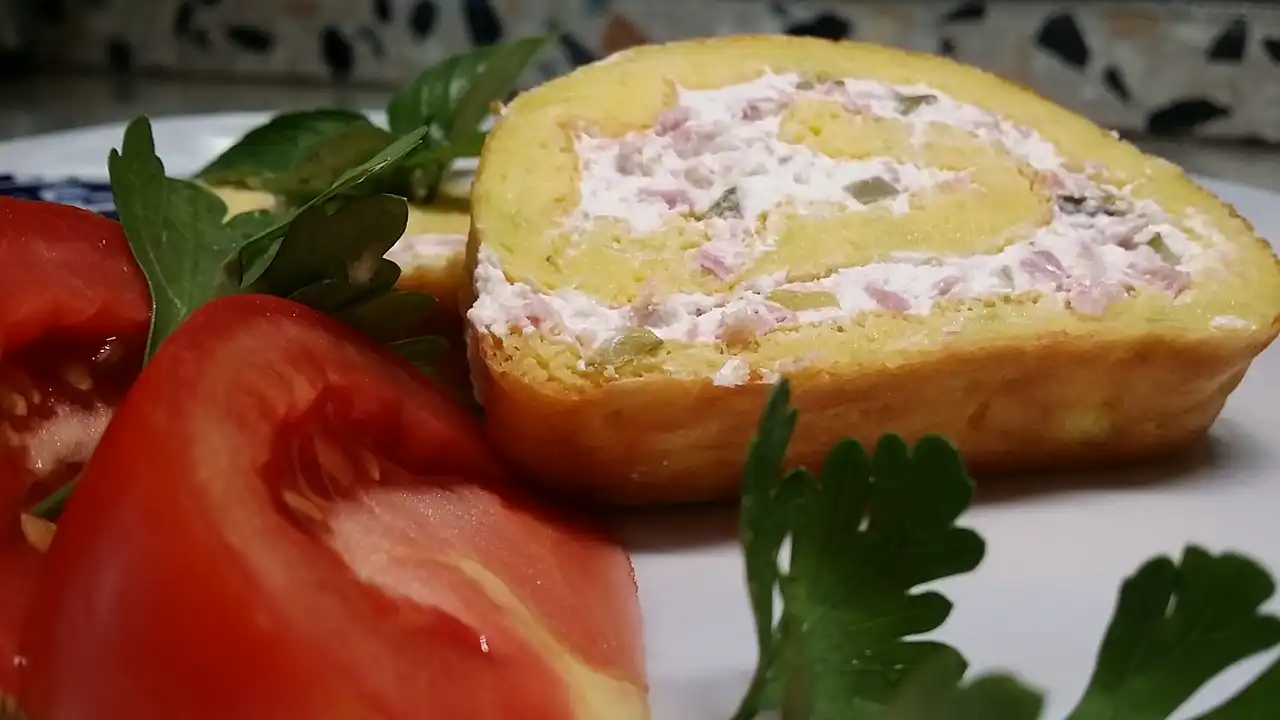 Punjeni rolat od tikvica