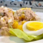 Salata sa tunjevinom, jajima i majonezom | 1/2 Salata sa tunjevinom, jajima i majonezom | Istaknuta slika 1/2 | zdrav, i, osvežavajući, obrok, u, toplim, letnjim, danima