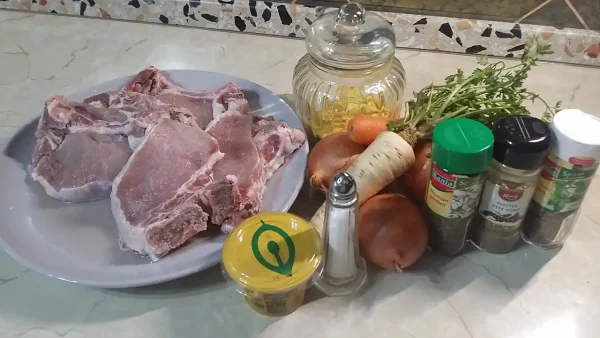 Krmenadle u sosu od crnog luka | 4/4 Krmenadle u sosu od crnog luka | Istaknuta slika 4/4 | Sočne, krmenadle, u, finom, sosu, od, crnog, luka, i, krompira