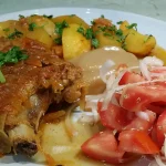Serviranje | Postupak 6 | Slika 4/6 Krmenadle u sosu od crnog luka | Serviranje | Postupak 6 | Slika 4/6