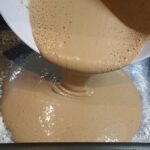 Kremasta torta sa plazma keksom | Pečenje kore | Postupak 2 | Slika 2/4
