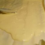 Gibanica sa sirom i šunkom | Ređanje gibanice ili pite | Postupak 2 | Slika 3/5
