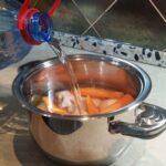 Supa sa griz knedlama | Priprema mesa i povrća | Postupak 1 | Slika 2/5