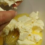 Gibanica sa sirom i šunkom | Priprema fila | Postupak 1 | Slika 2/6