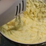 Griz torta sa vanil kremom | Završni deo fila | Postupak 3 | Slika 3/5