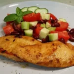Pileći filet sa salatom | Istaknuta slika 1/4 | Idealna, opcija, za, obrok, koji, se, brzo, sprema, i, jako, je, hranjiv