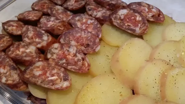 Francuski krompir – na srpski način | Istaknuta slika 3/5 | Francuski, krompir, sa, kremastom, teksturom