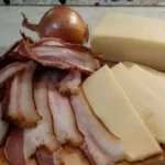 Punjeni svinjski filet za prazničnu trpezu | Priprema sira i slanine | Postupak 5 | Slika 7/7