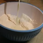 Kremasta torta sa kajsijama | Priprema pudinga | Postupak 1 | Image 3/7