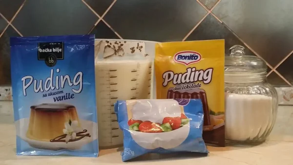 Puding u čaši | Istaknuta slika 4/4 | Uživanje, u, jednostavnosti, šareni, puding, za, brz, i, sladak, trenutak