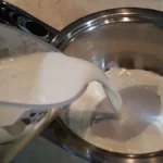 Puding u čaši | Priprema pudinga od čokolade | Postupak 1 | Image 2/4
