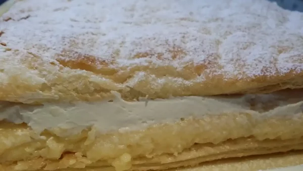 Krempita na starinski način | Istaknuta slika 3/4 | Savršeno, ukusna, domaća, krempita, kao, kod, bake