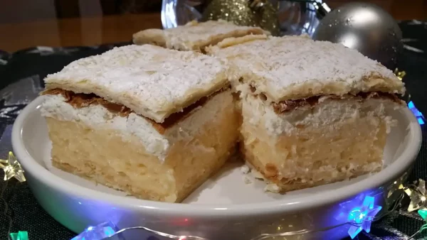 Krempita na starinski način | Istaknuta slika 1/4 | Savršeno, ukusna, domaća, krempita, kao, kod, bake