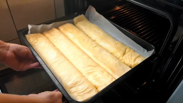 Pita sa pudingom od vanile | Istaknuta slika 3/4 | Neodoljivi, ukus, pite, sa, kremastim, pudingom, od, vanile