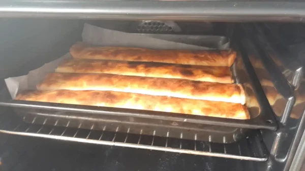 Pita sa pudingom od vanile | Istaknuta slika 2/4 | Neodoljivi, ukus, pite, sa, kremastim, pudingom, od, vanile