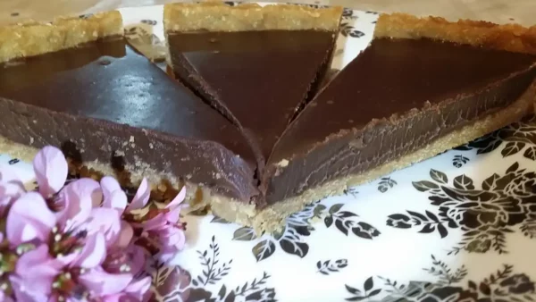 Čokoladni tart | Istaknuta slika 3/4 | Kremasta, fantazija, i, čarolija, čokolade