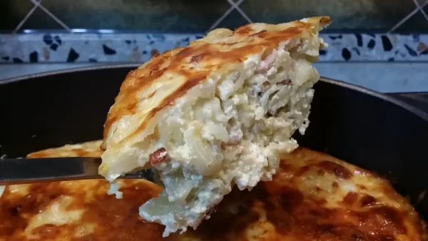 Zapečene makarone iz rerne na banatski način | Istaknuta slika 2/4 | Bogatom, ukusu, i, hrskavoj, korici, ovog, jela, dodajmo, notu, Banata