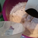 Torta beli anđeo | Drugi deo fila | Postupak 4 | Slika 3/4