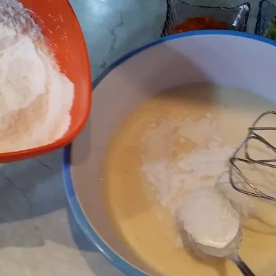 Carska pita | Dodavanje brašna | Postupak 4 | Slika 1/3