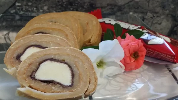 Rolat u oblandi sa krem-bananicama | Istaknuta slika 1/4 | Savršeni, spoj, ukusnog, i, dekorativnog