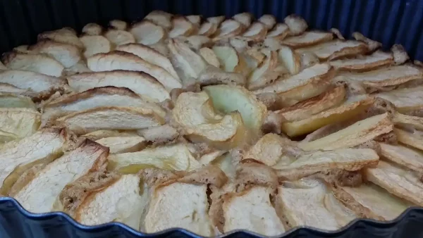 Hajdi kolač sa jabukama | Istaknuta slika 3/4 | Prirodna, slast, slatkih, jabuka, u, svakom, zalogaju