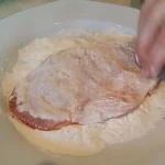 Pileće šnicle sa parmezanom | Pohovanje šnicli | Postupak 3 | Slika 1/6