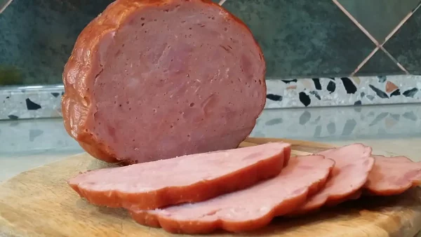 Barena dimljena šunka u mrežici | Istaknuta slika 2/4 | Lešnik, se, zapitao:, Zašto, me, svi, zovu, šunkom