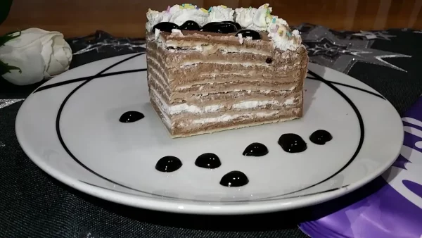 Rozen torta sa milka čokoladom | Istaknuta slika 1/4 | Kremasti, čokoladni, užitak
