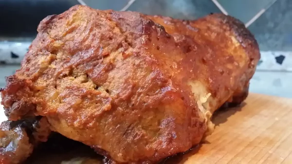 Svinjska krmenadla u komadu iz rerne | Istaknuta slika 1/4 | Melodija, od, 30cm, sočnog, ukusa, jedan, razlog, više, za, odlaganje, dijete
