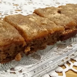 Kolač sa jabukama i džemom od smokve