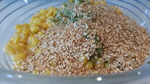 Salata sa kukuruzom i susamom | Istaknuta slika 3/4 | Salata, prilog, ili, kao, lagani, samostalni, obrok, odaberite, sami