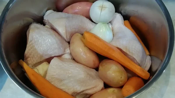 Pileći rinflajš | Istaknuta slika 3/4 | Tradicionalni, vojvođanski, specijalitet