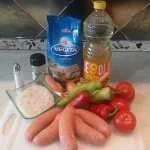 Kobasica sa pirinčom i povrćem iz rerne | 4/4 Kobasica sa pirinčom i povrćem iz rerne | Istaknuta slika 4/4 | Kad, se, neraskidiva, trojka, u, rerni, udruže, ručak, je, zagarantovan