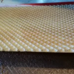 Filovanje oblandi | Postupak 4 | Slika 3/5 Oblatne sa čokoladom i keksom | Filovanje oblandi | Postupak 4 | Slika 3/5