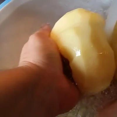 Pečeni krompir iz rerne | Priprema krompira | Postupak 1 | Slika 2/3