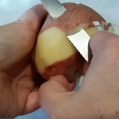 Pečeni krompir iz rerne | Priprema krompira | Postupak 1 | Slika 1/3