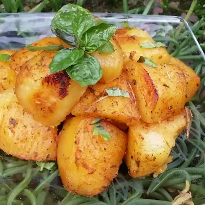 Pečeni krompir iz rerne | Serviranje | Postupak 4 | Slika 2/2