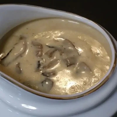 Sos od pečuraka | Serviranje | Postupak 4 | Slika 1/3